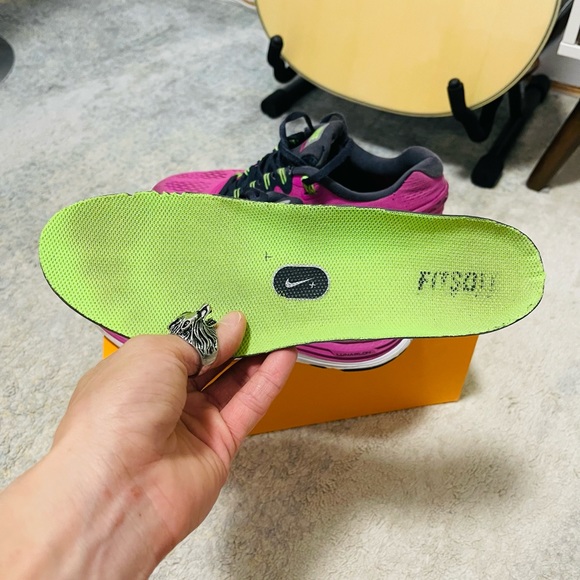 Used Women Size 7.5 Nike Luanrglide+5 Running Sneakers In Pink With White Swoops - Picture 10 of 12